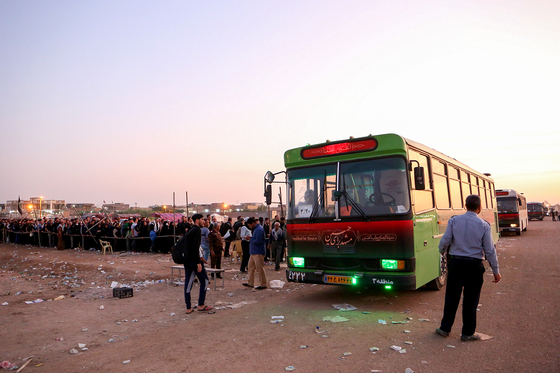 حمل و نقل زائرین اربعین حسینی از شهر شوملی تا نجف