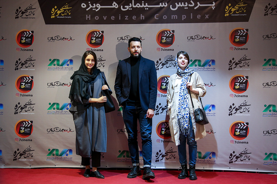  اکران مردمی فیلم سینمایی «سال دوم دانشکده من» در سینما‌های مشهد