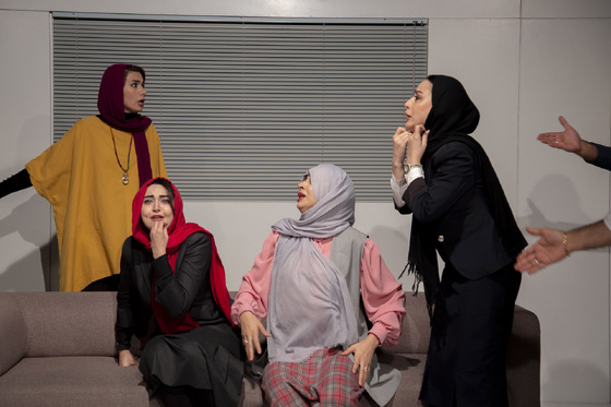 نمایش «بازجویی ها» در تئاتر شهر