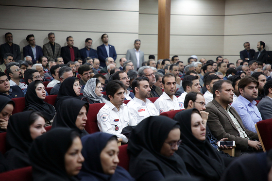 مراسم تودیع و معارفه رئیس دانشگاه علوم پزشکی با حضور وزیر بهداشت