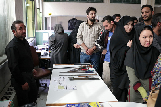 دستگیری سارقان گوشی قاپ در مشهد‎