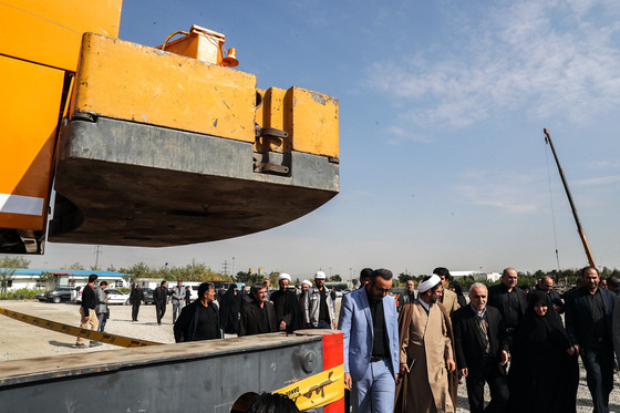 خروج دستگاه حفاری تونل قطار شهری با حضور وزیر اقتصاد و دارایی