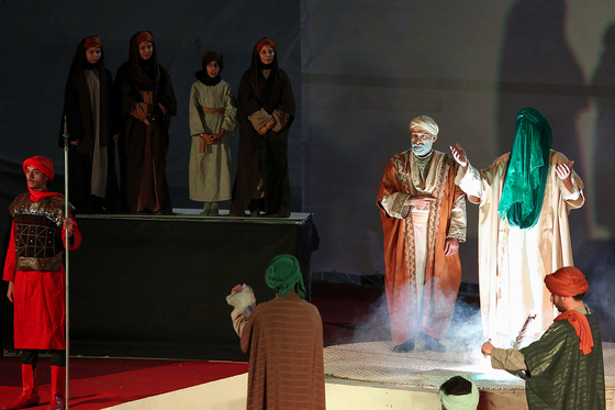  نمایش آیینی 