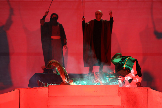  نمایش آیینی 