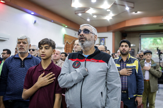 اختتامیه مسابقات قهرمانی کشور شنا و گلبال جانبازان بصیر