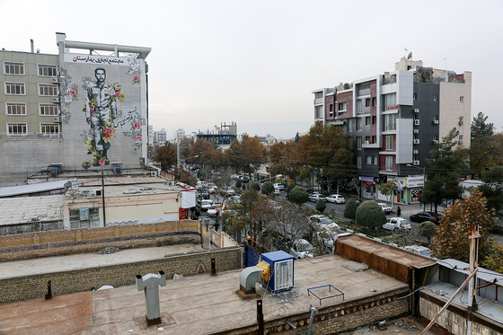 رونمایی از آثار برگزیده دیوار نگاری « روشنای شهر»