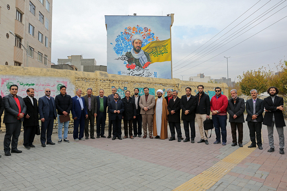 رونمایی از آثار برگزیده دیوار نگاری « روشنای شهر»