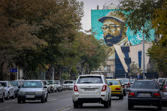 رونمایی از آثار برگزیده دیوار نگاری « روشنای شهر»