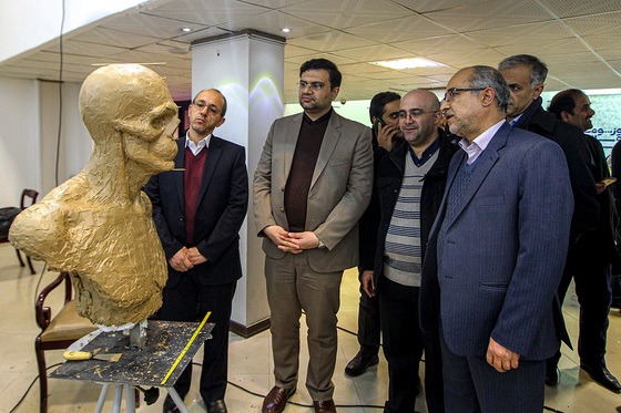 اولین سمپوزیوم مجسمه سازی شهدا و مفاخر مشهد