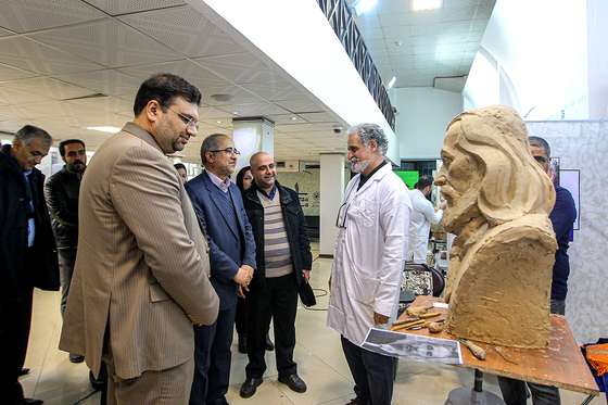 اولین سمپوزیوم مجسمه سازی شهدا و مفاخر مشهد
