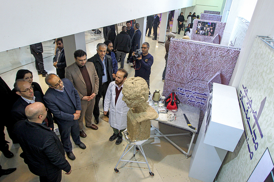 اولین سمپوزیوم مجسمه سازی شهدا و مفاخر مشهد