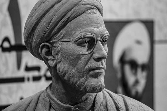 سردیس شهید علی اندرزگو، ساخته هادى عارفى منش
