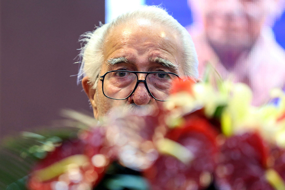 اختتامیه نخستین سمپوزیوم مجسمه سازی شهدا و مفاخر مشهد