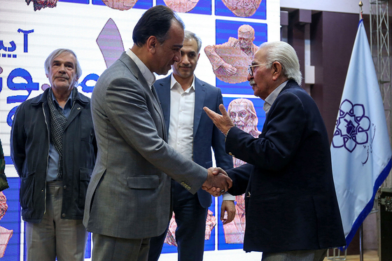 اختتامیه نخستین سمپوزیوم مجسمه سازی شهدا و مفاخر مشهد