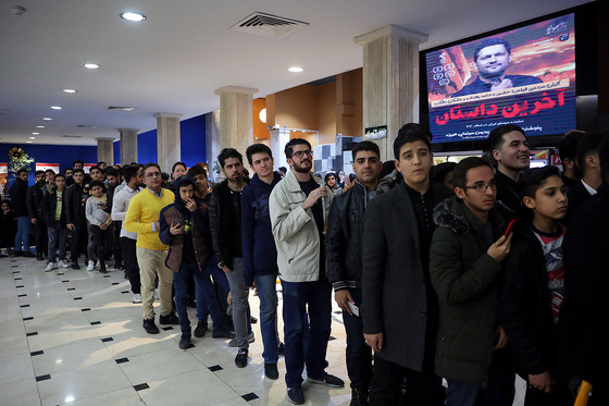 اکران مردمی انیمشین «آخرین داستان» در سینما هویزه مشهد