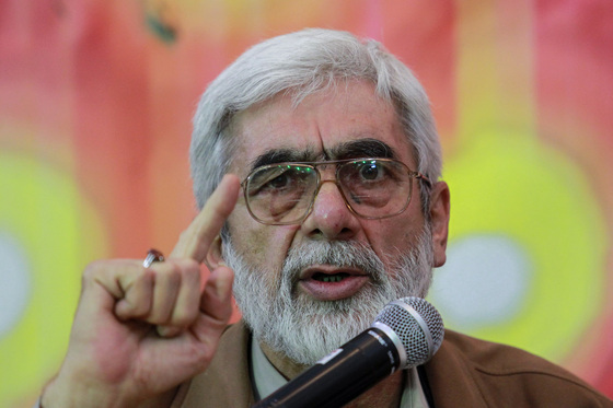 مناظره ناصرآملی و عباس سلیمی نمین