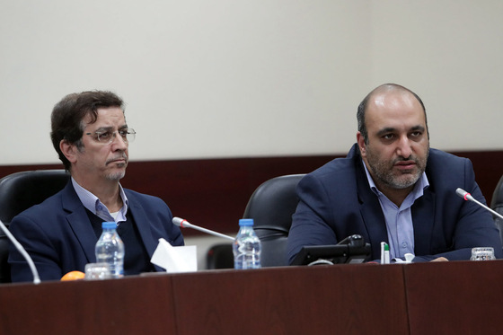 نشست هم‌اندیشی جمعی از روسای شورا‌ها و شهرداران کلانشهرهای کشور 