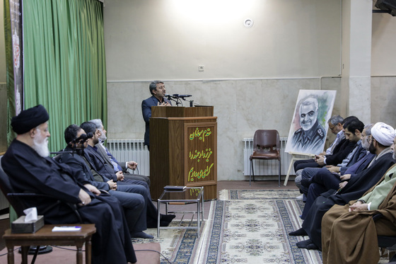 دیدار اهالی رسانه با آیت الله علم الهدی
