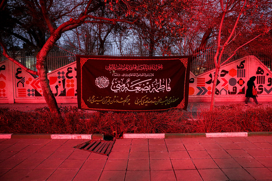 فضاسازی شهر مشهد به مناسبت ایام فاطمیه