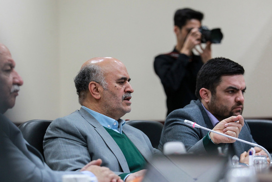 نشست خبری رئیس کمیسیون اقتصادی،سرمایه گذاری و مشارکت ها