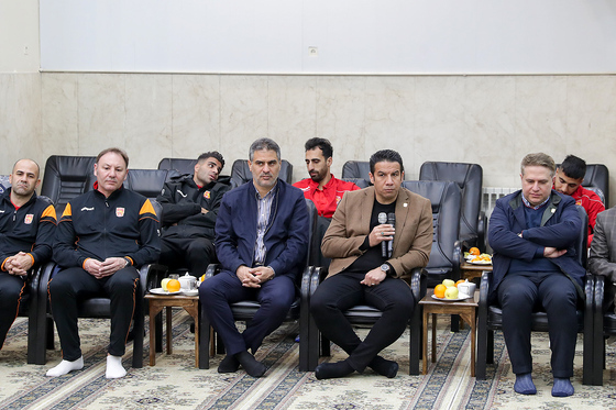 تجلیل آیت الله علم الهدی از بازیکنان تیم فوتبال شهرخودرو‎