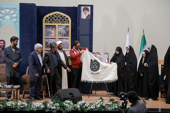 آیین رونمایی از کتاب «روایت بی قراری »