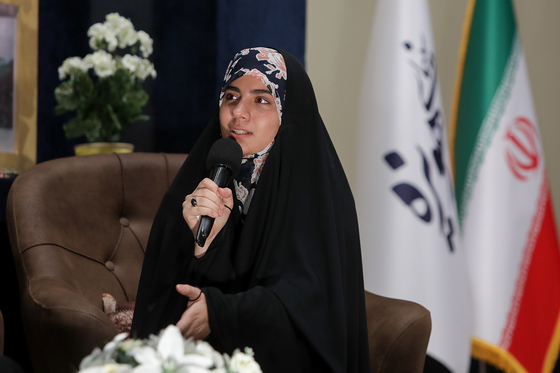 آیین رونمایی از کتاب «روایت بی قراری »
