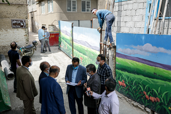 بازدید جواد کریمی نماینده مجلس شورای اسلامی از بافت پیرامونی حرم مطهر