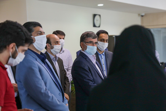 بازدید مسئولان از روزنامه شهرآرا
