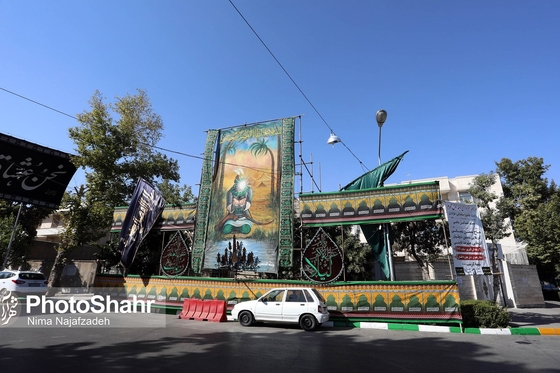 سیاه پوشی شهر مشهد در آستانه ی محرم