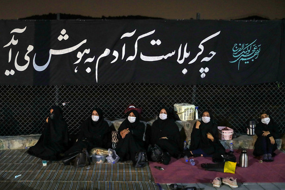 عزاداری شب چهارم محرم در کوه پارک مشهد