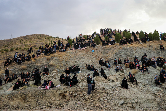 مراسم خیمه سوزان عصر عاشورا در کوه پارک
