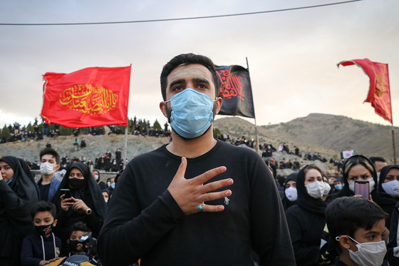 مراسم خیمه سوزان عصر عاشورا در کوه پارک