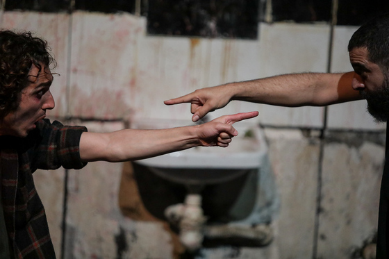 نمایش « کشته شده »
