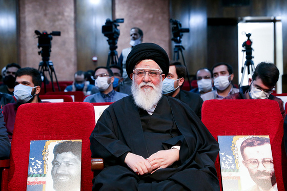 دیدار آیت الله علم الهدی با دانشجویان و تشکل های دانشجویی