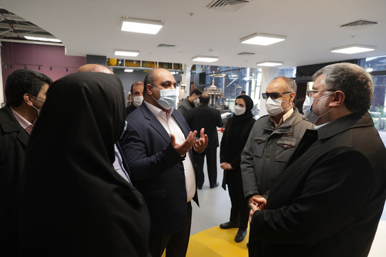 افتتاح کارخانه نوآوری مشهد در ارتباط ویدئوکنفرانسی با رییس جمهور