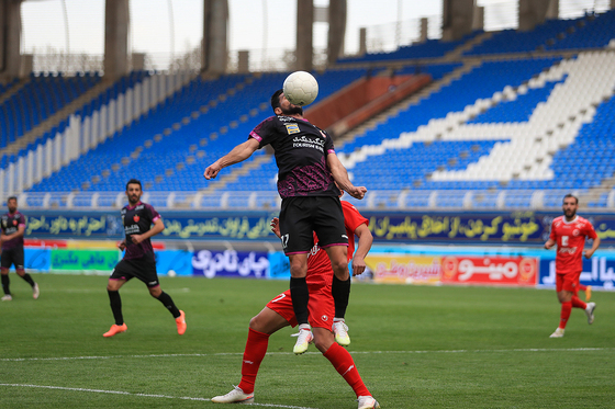 لیگ برتر فوتبال/ مسابقه پدیده مشهد و پرسپولیس تهران
