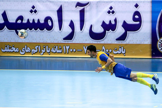 لیگ برتر فوتسال | مسابقه فرش آرا مشهد و کراپ الوند‎