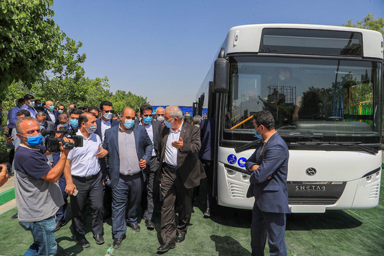رونمایی از نخستین اتوبوس برقی کشور در مشهد
