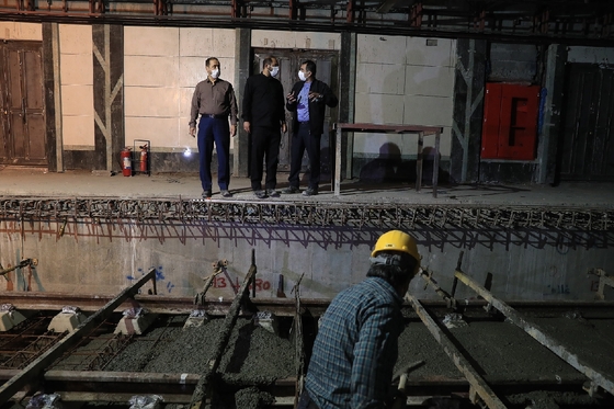 بازدید اعضای شورای اسلامی شهر مشهد از خطوط قطار شهری مشهد