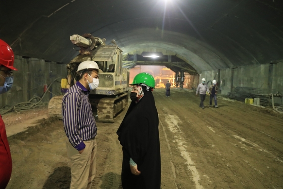 بازدید اعضای شورای اسلامی شهر مشهد از خطوط قطار شهری مشهد