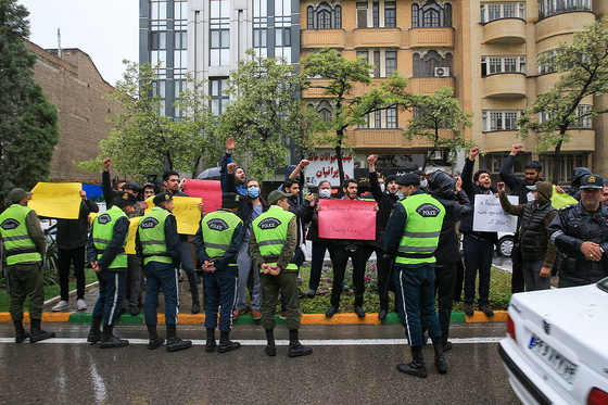 تجمع دانشجویان مشهدی در محکومیت اهانت به قرآن در سوئد‎‎