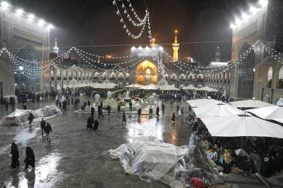 مراسم احیاء شب بیست و یکم ماه رمضان در حرم مطهر رضوی‎‎