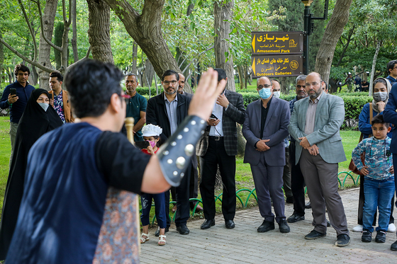 رونمایی از مجسمه « رستم و سهراب »