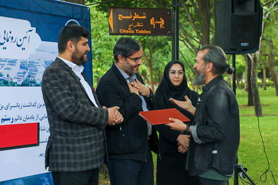 رونمایی از مجسمه « رستم و سهراب »
