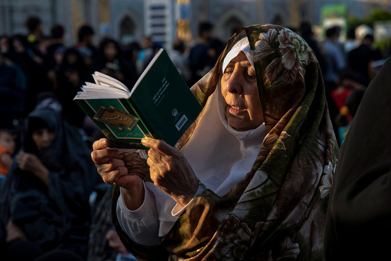 مراسم دعای عرفه در حرم مطهر رضوی