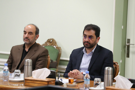 جلسه قرارگاه مرکزی خدمت رسانی به زائرین حرم مطهر رضوی