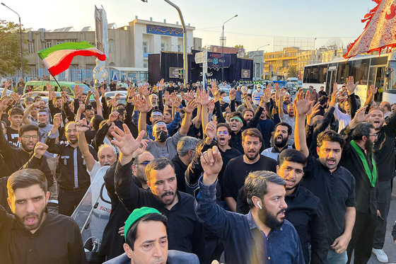 تجمع هیئات مذهبی در محکومیت اغتشاشات اخیر 