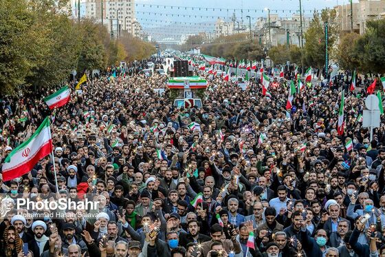 تشییع پیکر شهید مدافع امنیت «حسن براتی» در مشهد