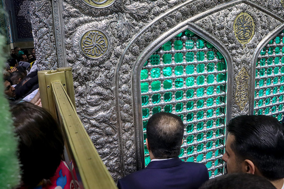 سفر نخست وزیر عراق به مشهد مقدس